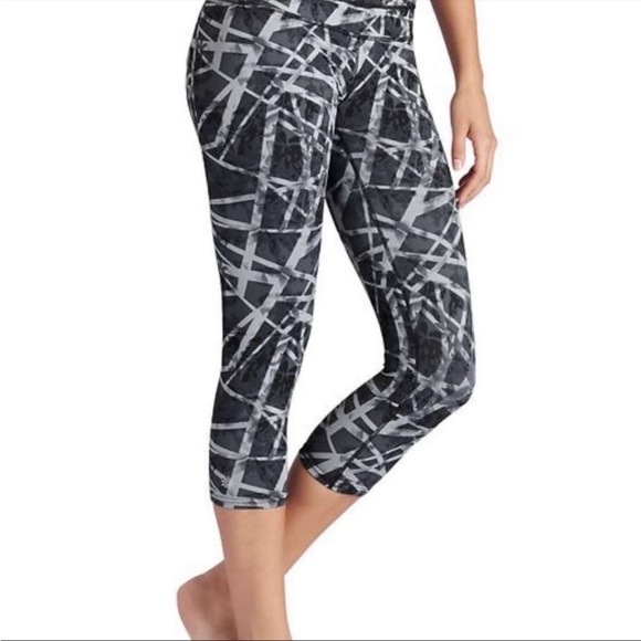 Athleta, Women’s, Geo Sonar, Printed, Capri, Leggings. - Picture 3 of 12